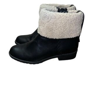 Women's Style & Co. Black Faux Leather Winter Boots Size 5M
